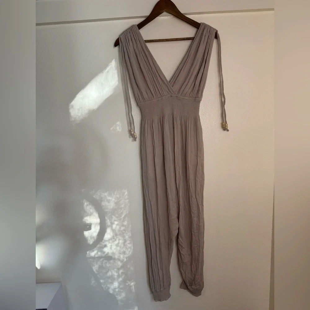 Free People S Boho Gauze Harem Jumpsuit Beige Taupe Smocked Waist Beaded Straps - Picture 7 of 10